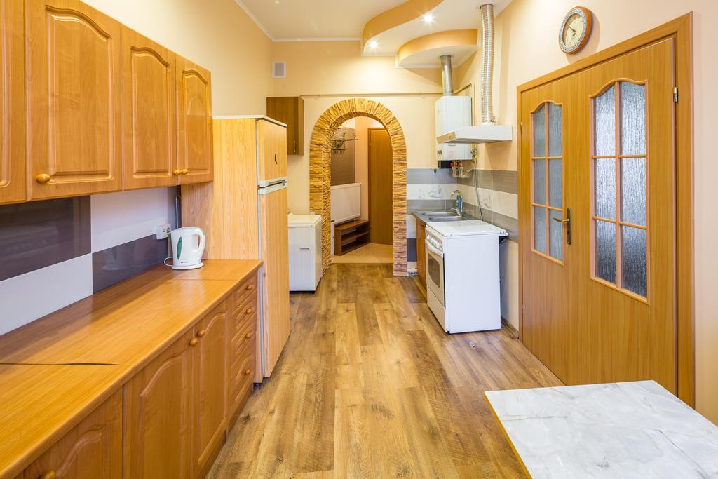 Rynok Square 5 Зі Світлом! Apartment Liov Exterior foto